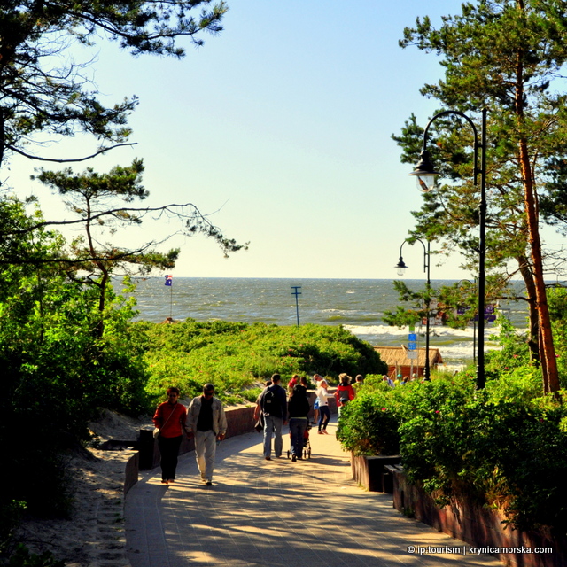 nowe , wyremontowane wejścia na plażę