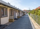 Apartamenty w domkach drewnianych Amelia_widok z zewnątrz